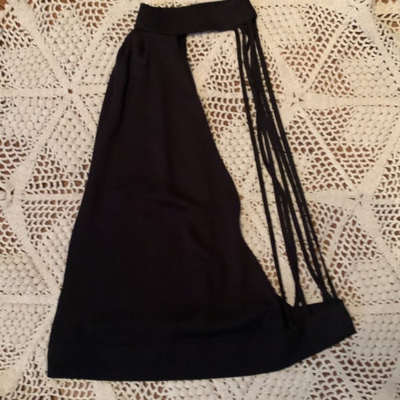 H&M Backless Black Top Size 6 #510 - Picture 6 of 7